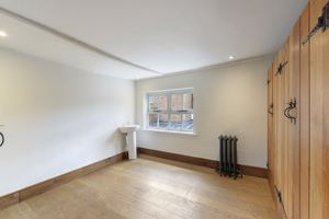 Photo 15- click for photo gallery